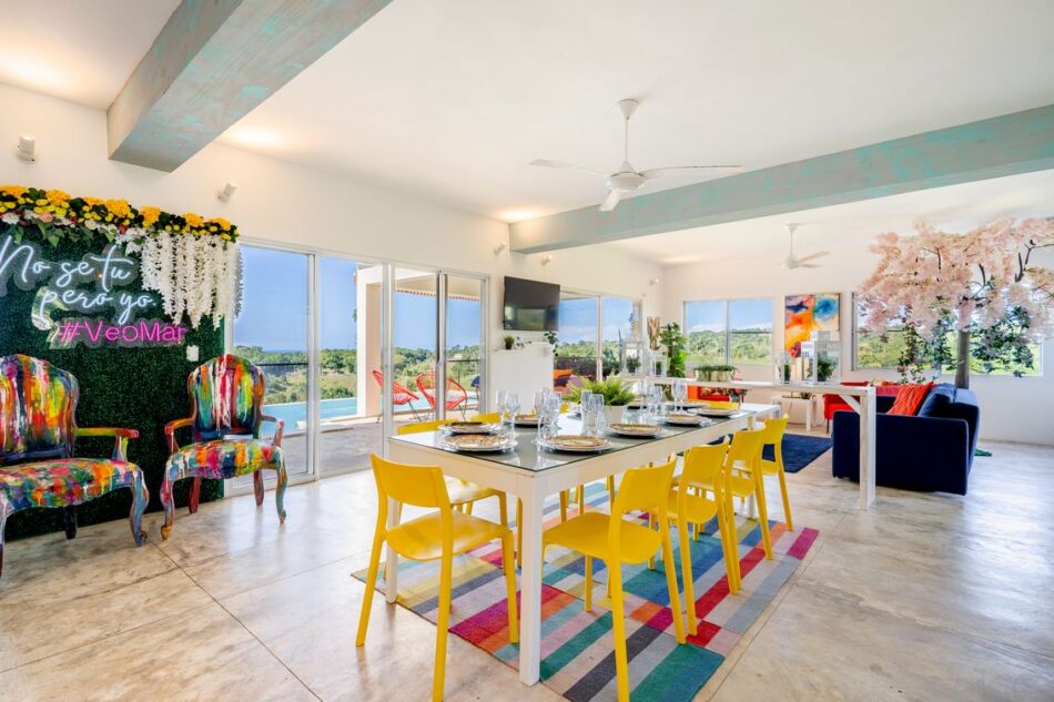 Axel Dining Room